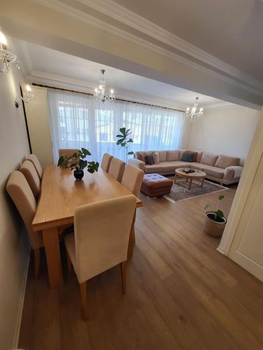 Apartment House *