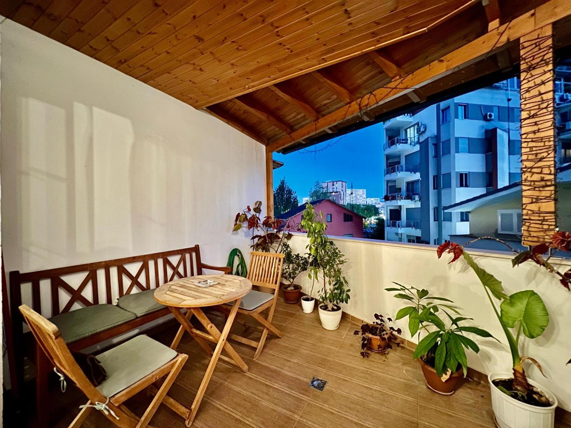 Apartment House *