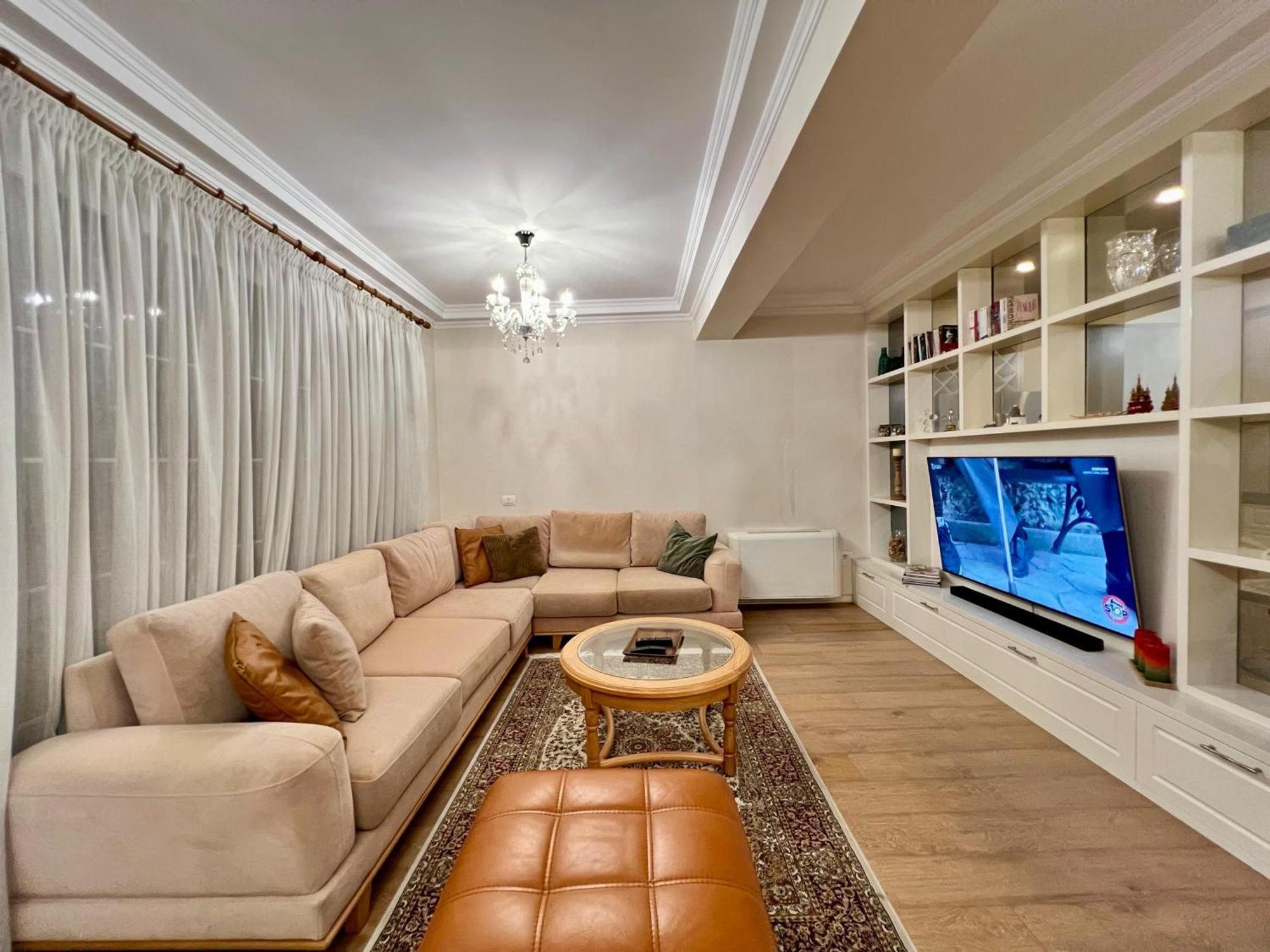 Apartment House *